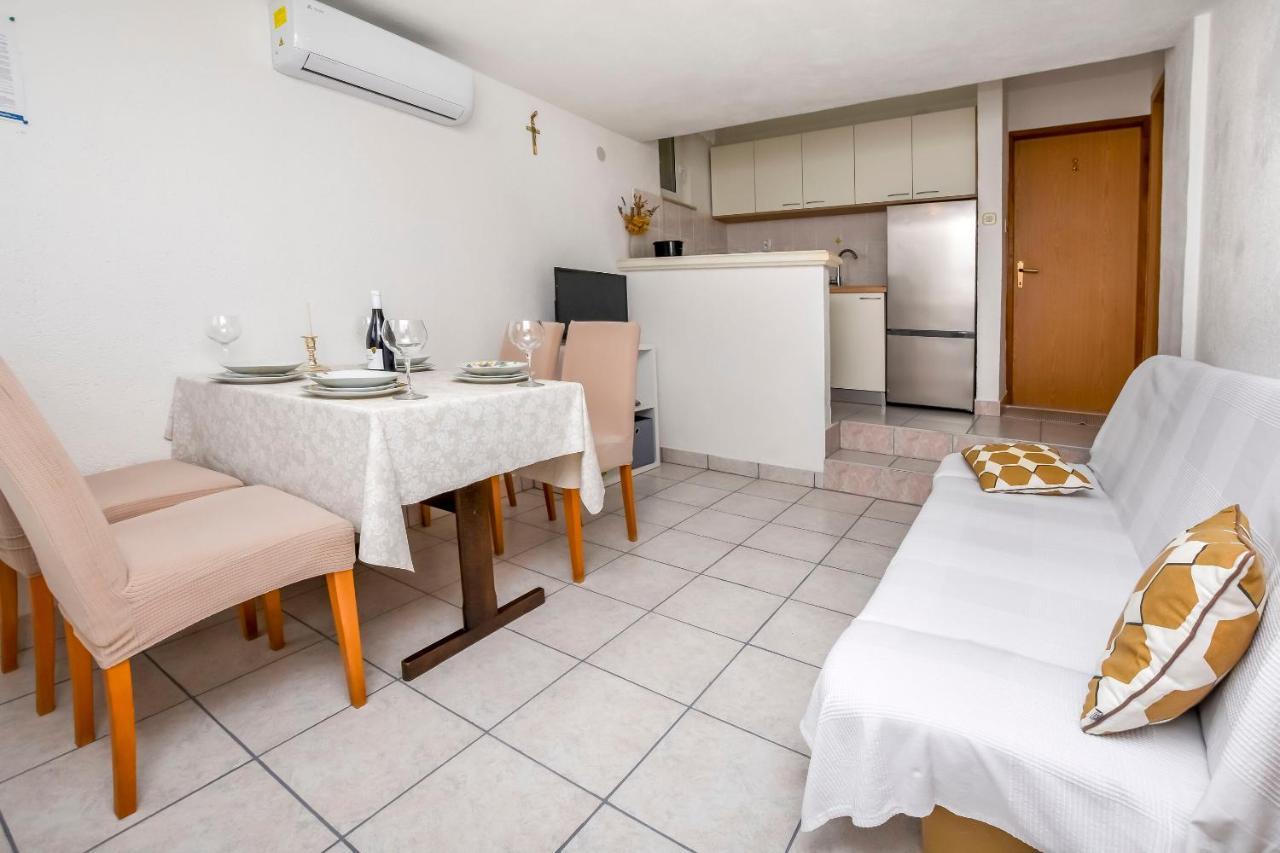 Apartments Ive I Maja Razanj Exterior photo